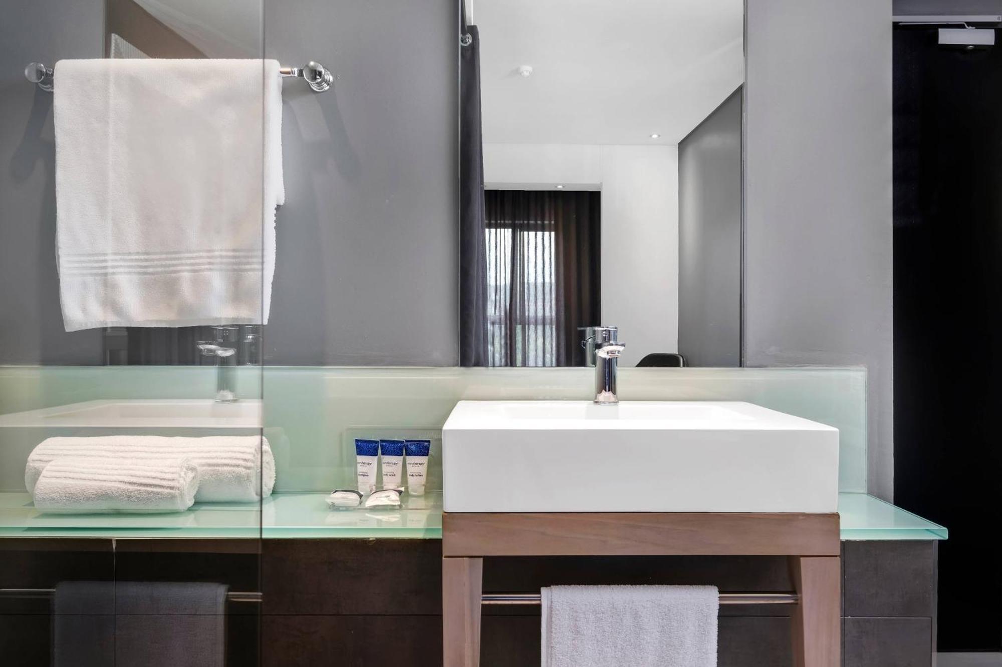 โปรเทีย โฮเทล บาย แมริออท ไฟร์ แอนด์ ไอซ์! พรีโทเรีย เมนลิน Hotel พริทอเรีย ภายนอก รูปภาพ