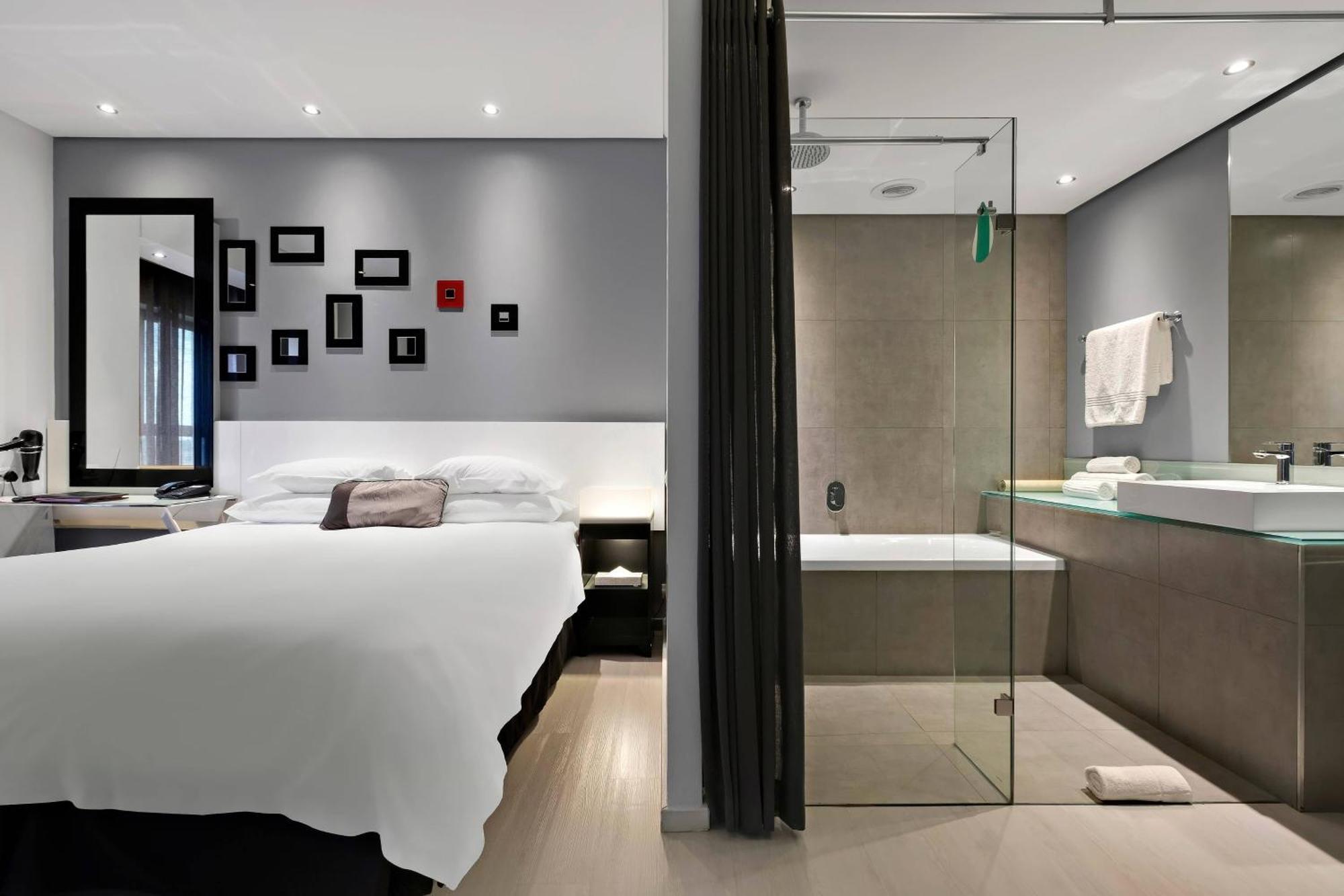 โปรเทีย โฮเทล บาย แมริออท ไฟร์ แอนด์ ไอซ์! พรีโทเรีย เมนลิน Hotel พริทอเรีย ภายนอก รูปภาพ