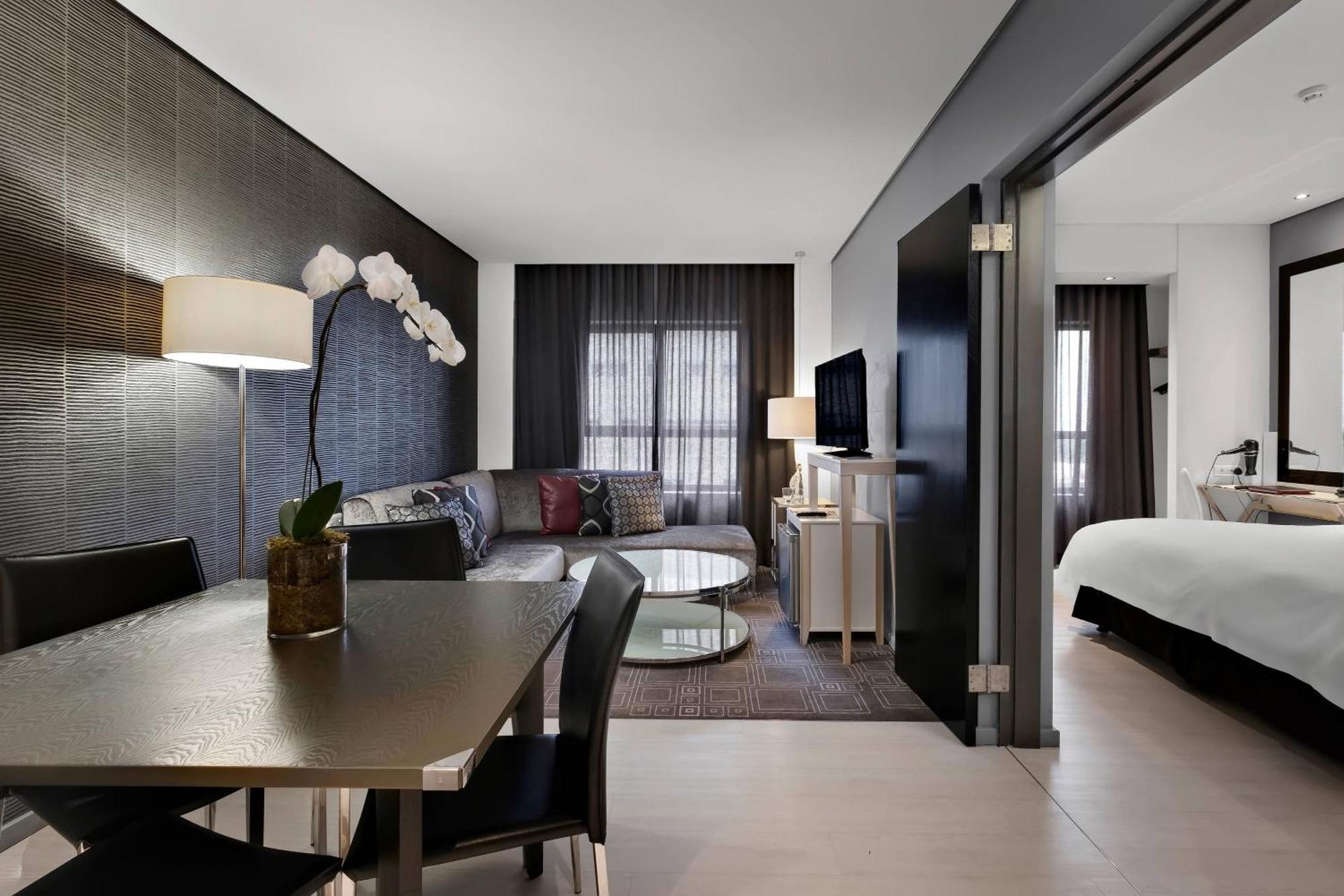 โปรเทีย โฮเทล บาย แมริออท ไฟร์ แอนด์ ไอซ์! พรีโทเรีย เมนลิน Hotel พริทอเรีย ภายนอก รูปภาพ